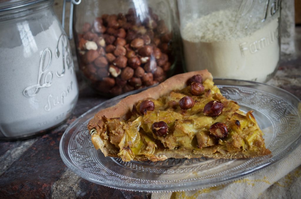 Quiche fondante aux poireaux, curry et tempeh La revanche des haricots